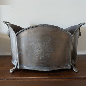 Antique Ornate Brass Cachepot Planter Lion Head Handles Claw Feet Rare Victorian